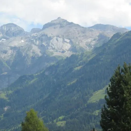 42 Apartment Lenk