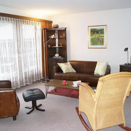 42 Apartment *